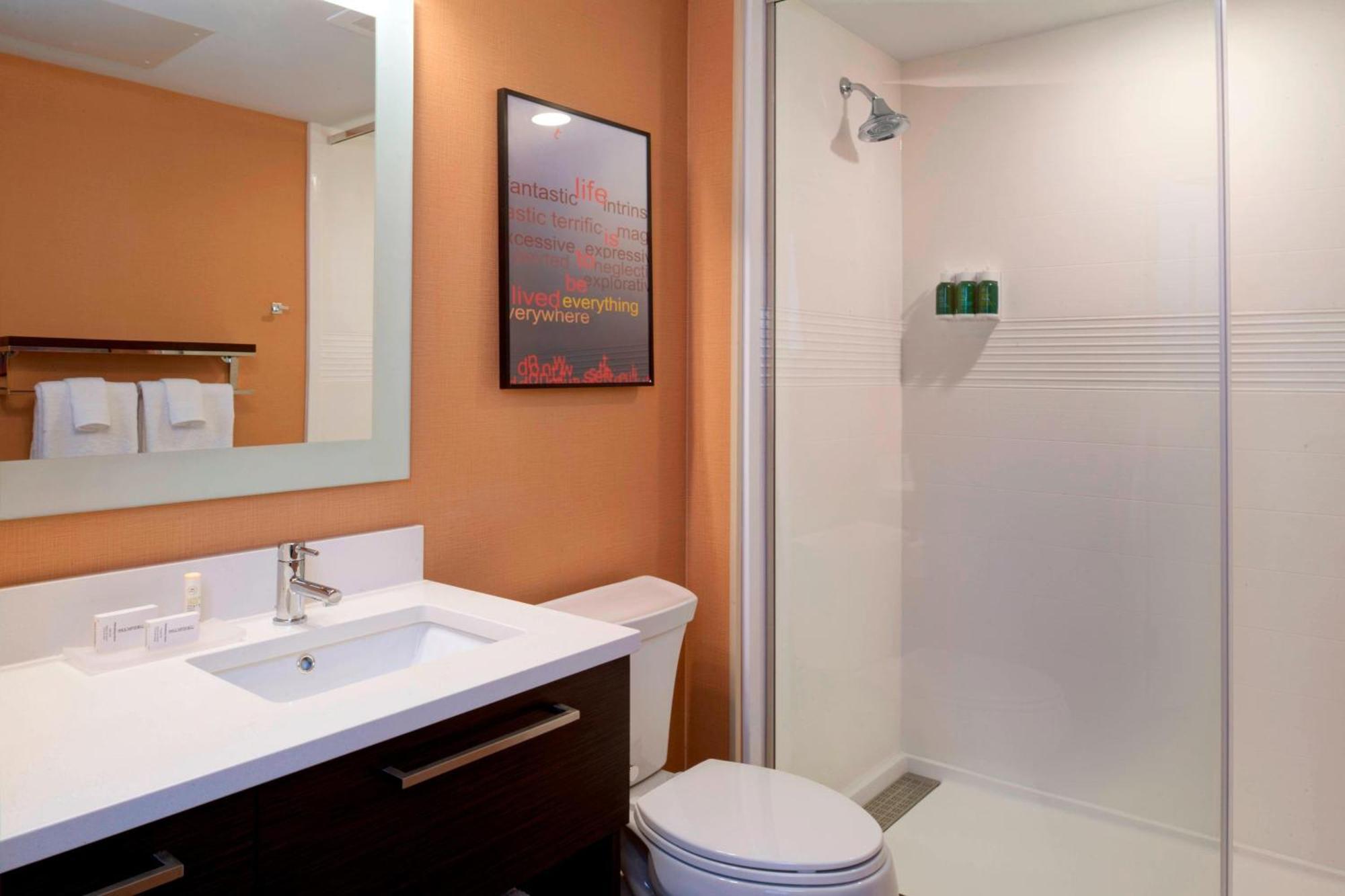 Cascade Towneplace Suites By Marriott Grand Rapids Airport מראה חיצוני תמונה